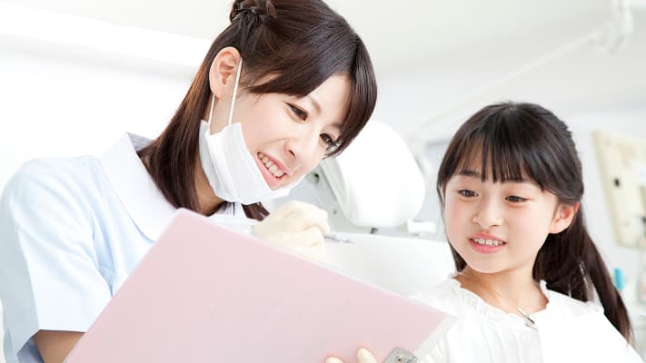 歯科助手の写真